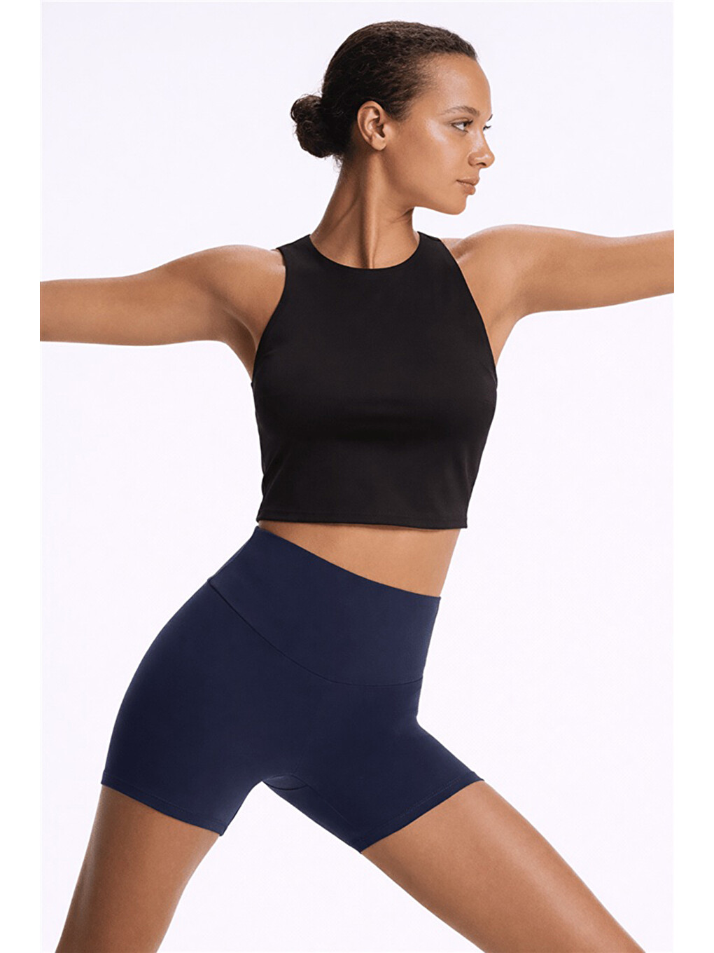 Siyah Crop Fit Bisiklet Yaka Atlet 26Y0713K1-2