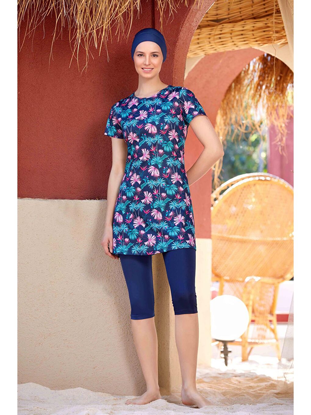 Pembe Desenli Kısa Kol 4 Lü Tesettür Mayo