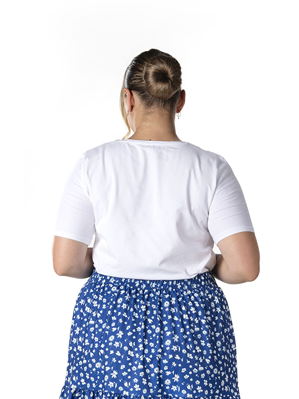 Beyaz Büyük Beden Kısa Kol Basic T-shirt 12481903-6