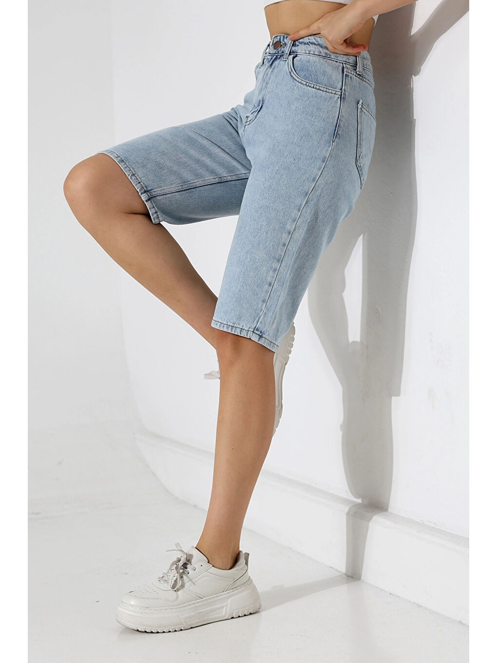 Kadın Yüksek Bel Salaş Jean Bermuda Mavi-3