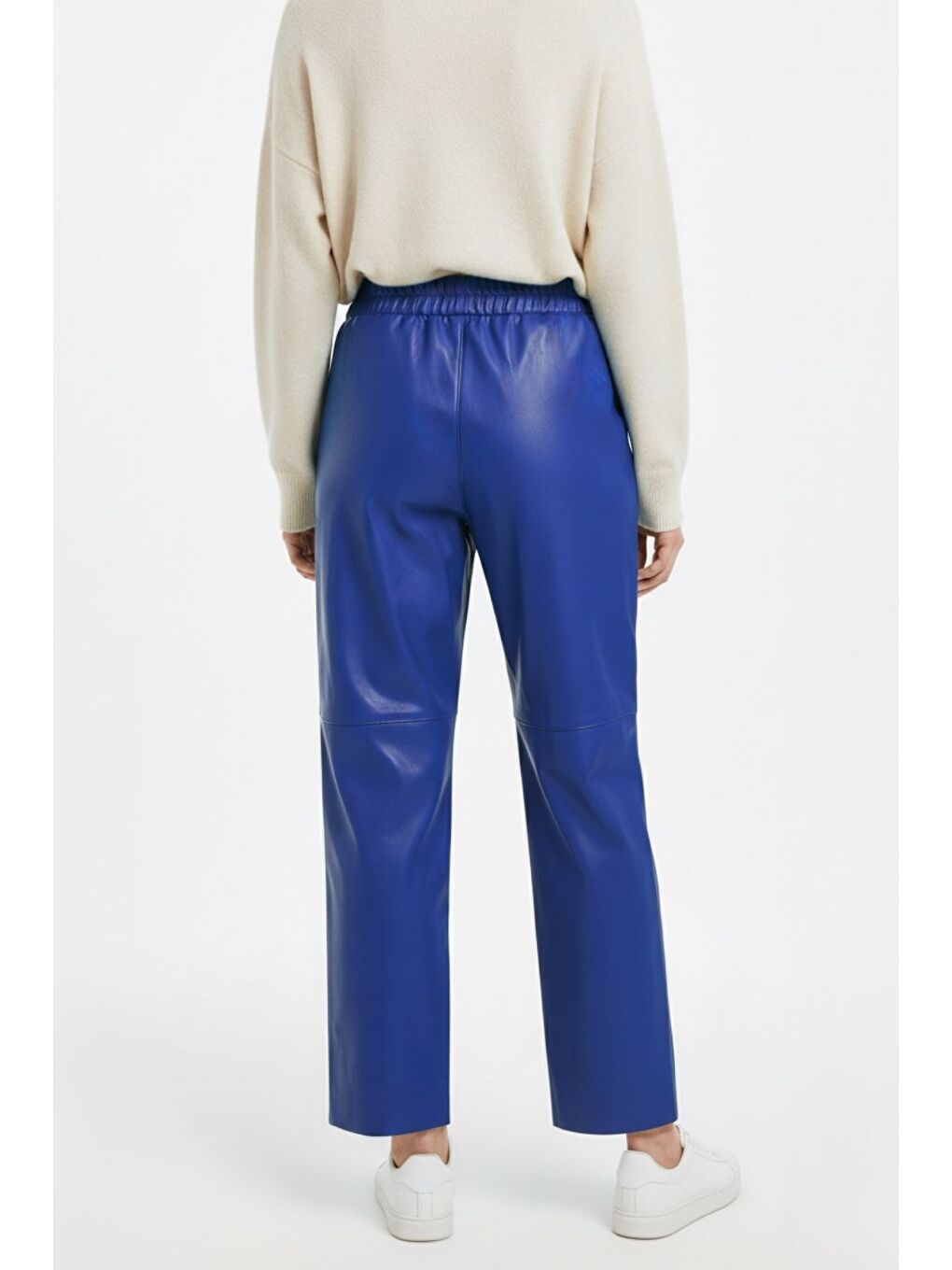 Saks Deri Görünümlü Mavi Jogger Pantolon-3