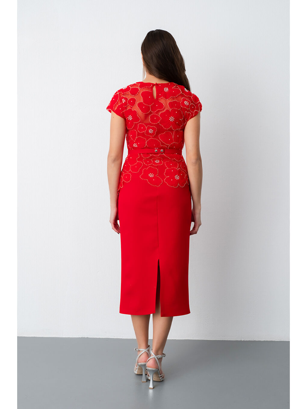 Kadın Kırmızı Dantelli Midi Abiye Elbise-5