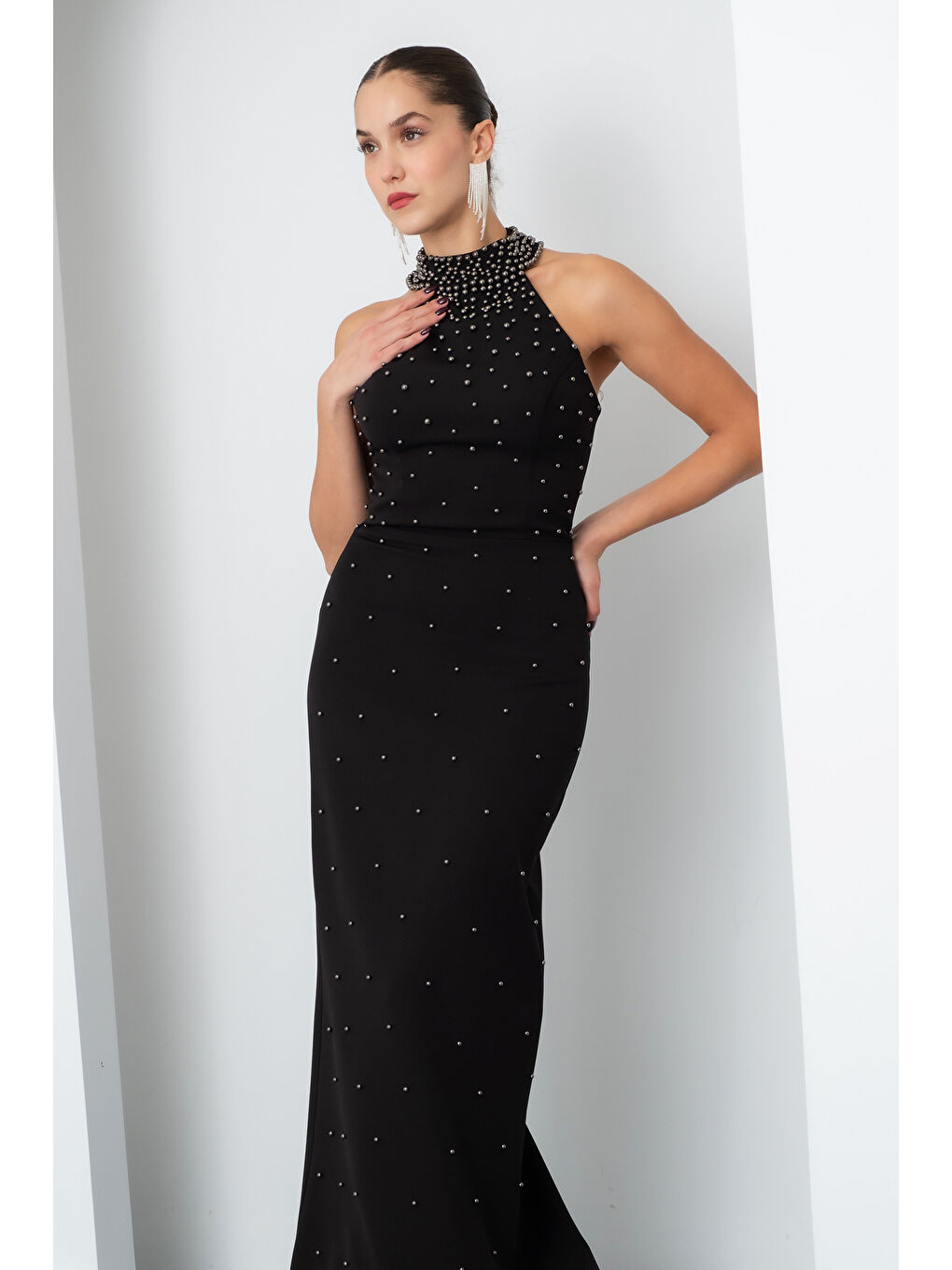 Kadın Siyah-Gri Halter Yaka İncili Söz Nişan Nikah Abiye Elbise-2