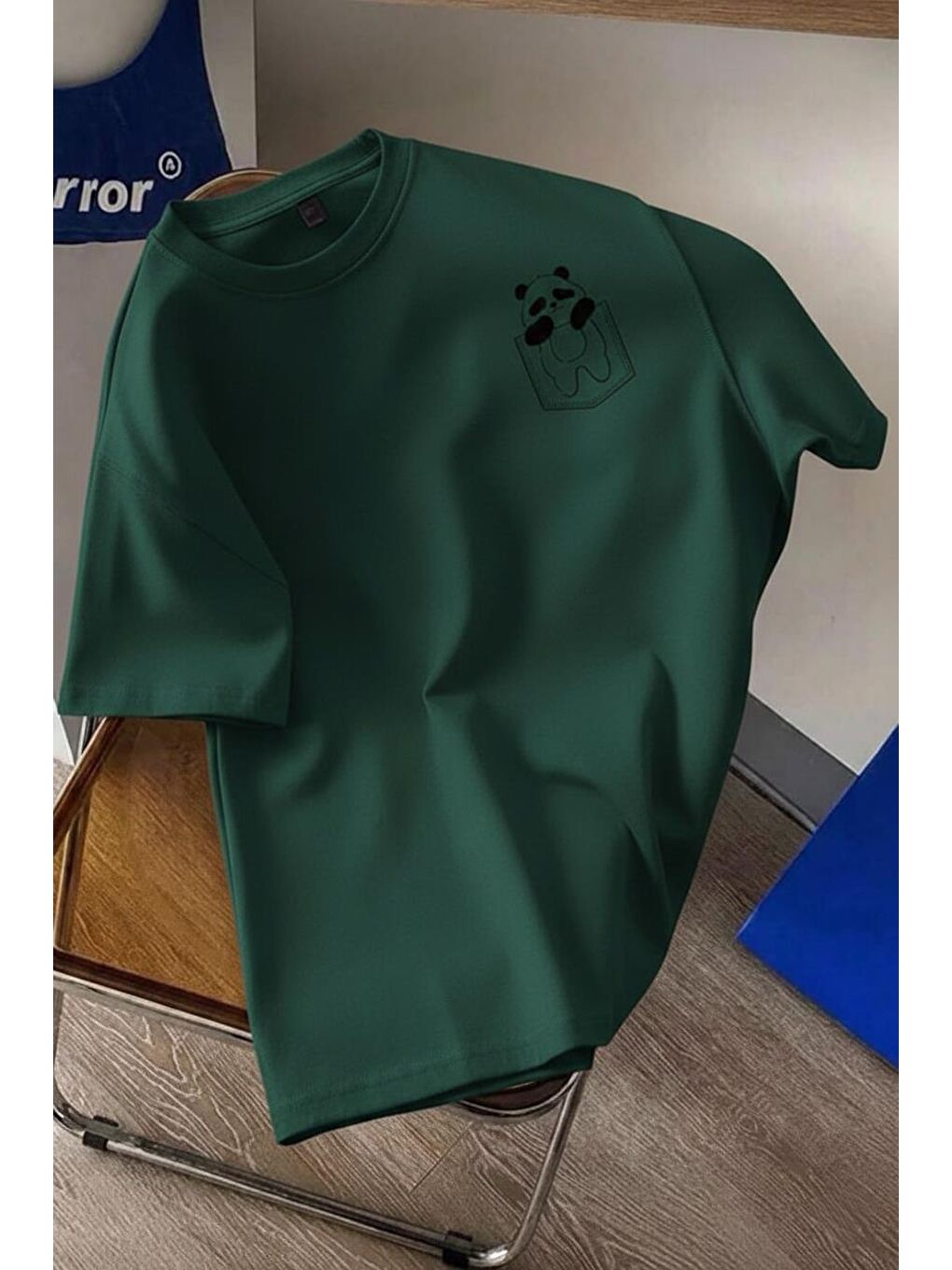 Yeşil Cepte Panda Baskılı Oversize Unisex Pamuklu Tişört Battal Büyük Beden Tshirt