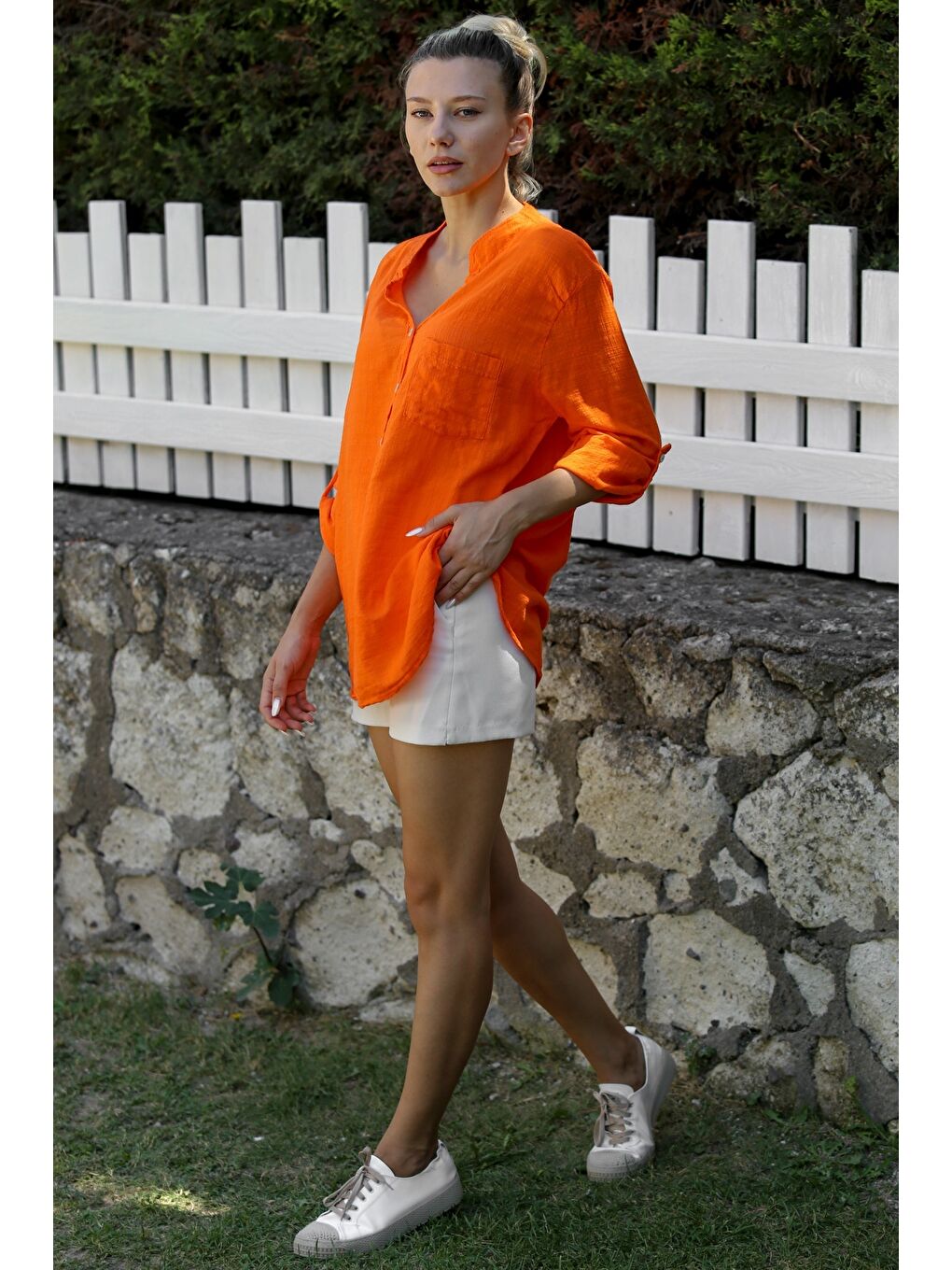 Turuncu Hakim Yaka Düğmeli Uzun Kollu Düğmeli Cepli Yıkamalı Dokuma Casual Pamuklu Bluz-6