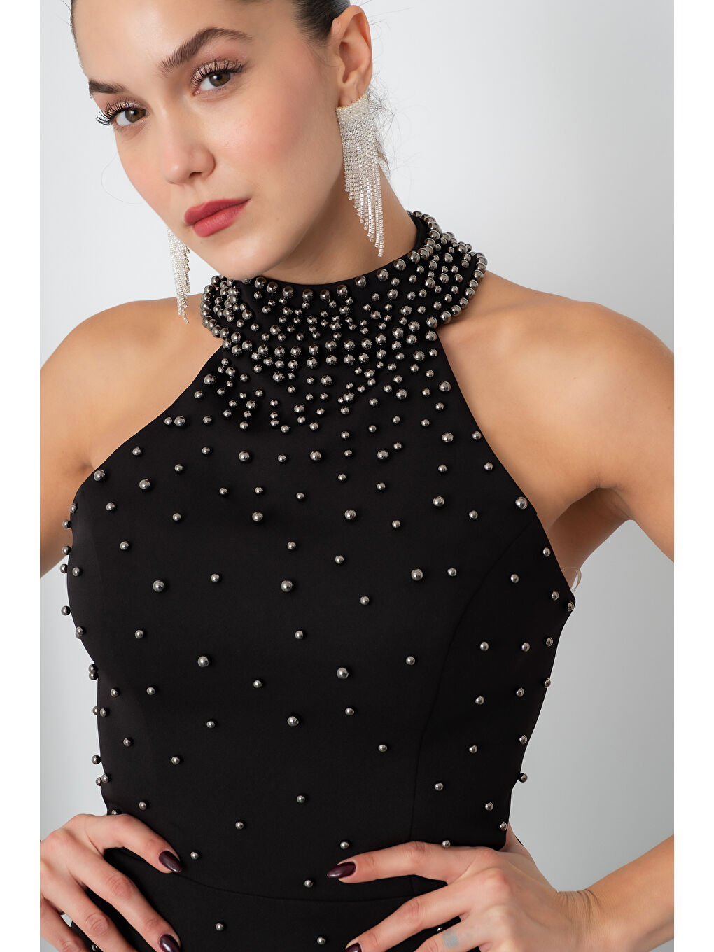 Kadın Siyah-Gri Halter Yaka İncili Söz Nişan Nikah Abiye Elbise-3