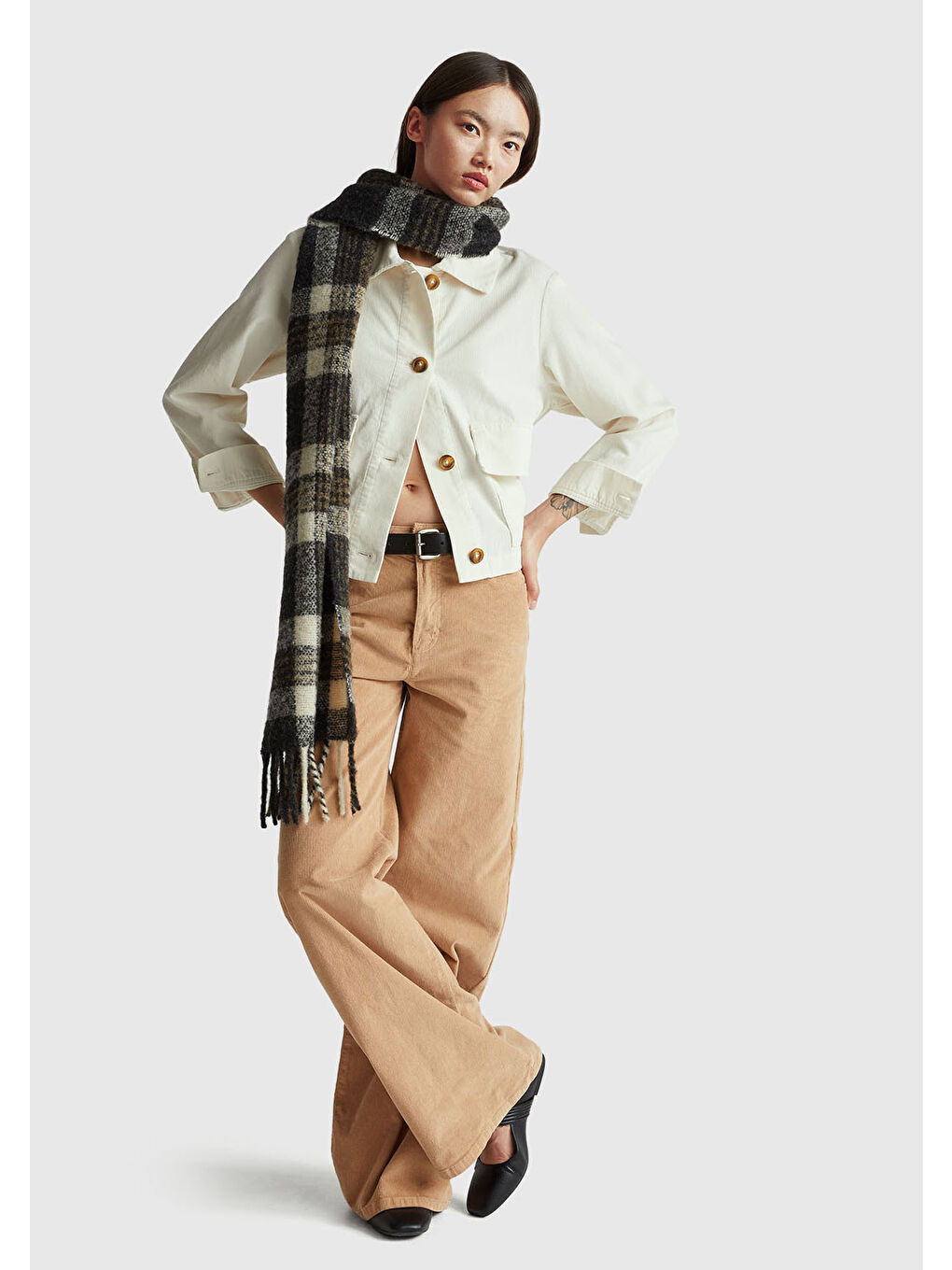 Ekru Kadın Krem %100 Pamuk Cepli Düğmeli Gömlek Yaka Ceket-4