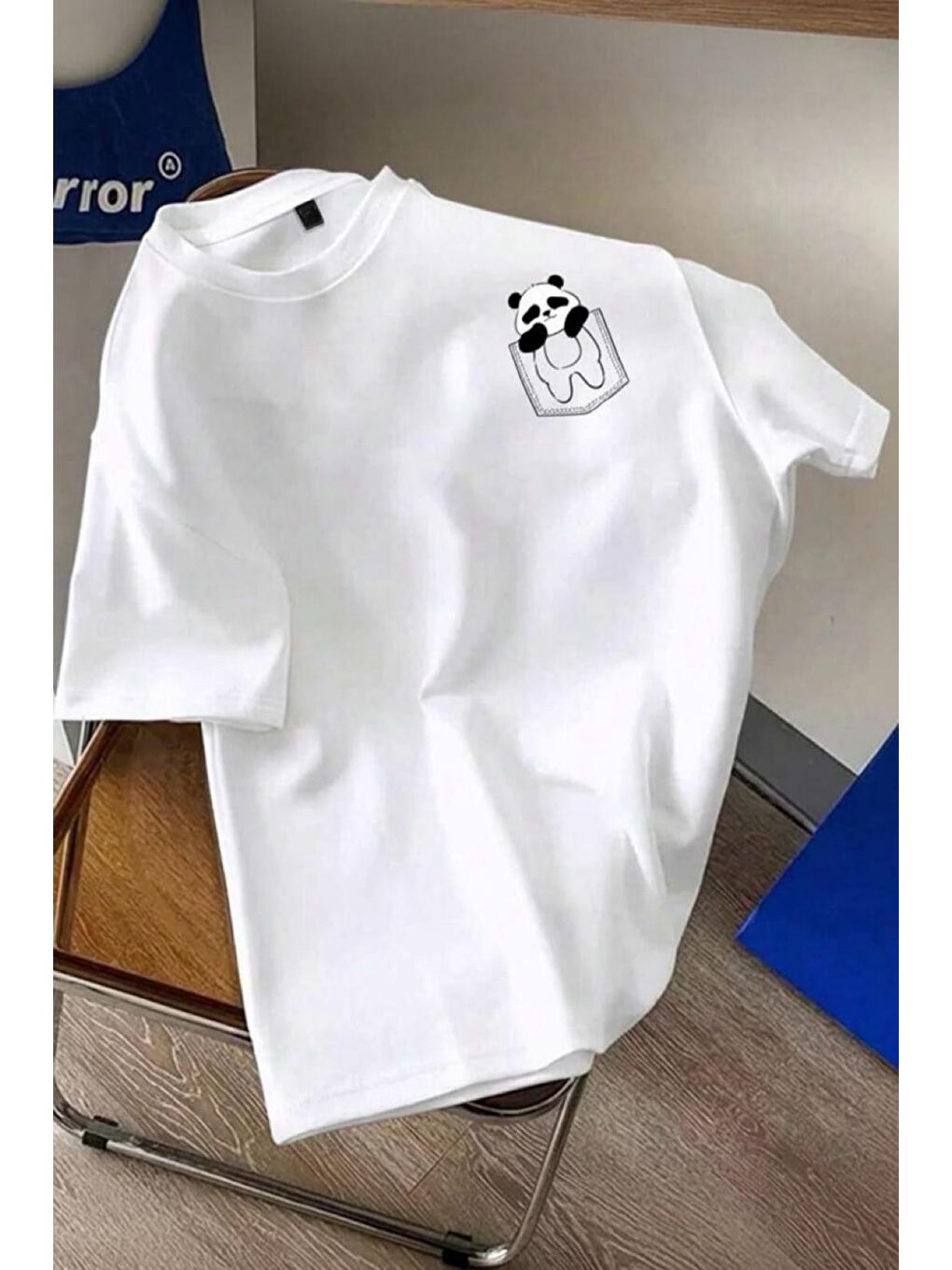 Beyaz Cepte Panda Baskılı Oversize Unisex Pamuklu Tişört Battal Büyük Beden Tshirt