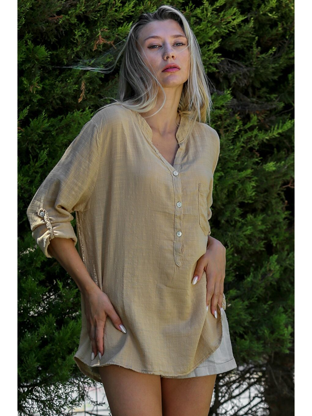 Koyu Bej Hakim Yaka Düğmeli Uzun Kollu Düğmeli Cepli Yıkamalı Dokuma Casual Pamuklu Bluz-1