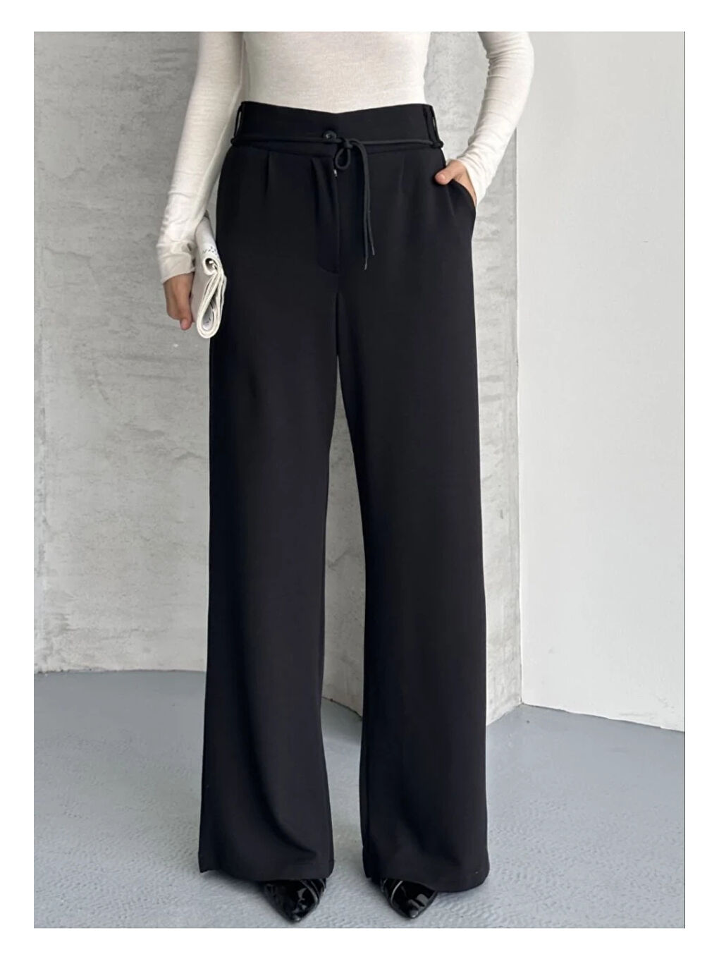 Modal Kumaş Bel Detay Pantalon Siyah