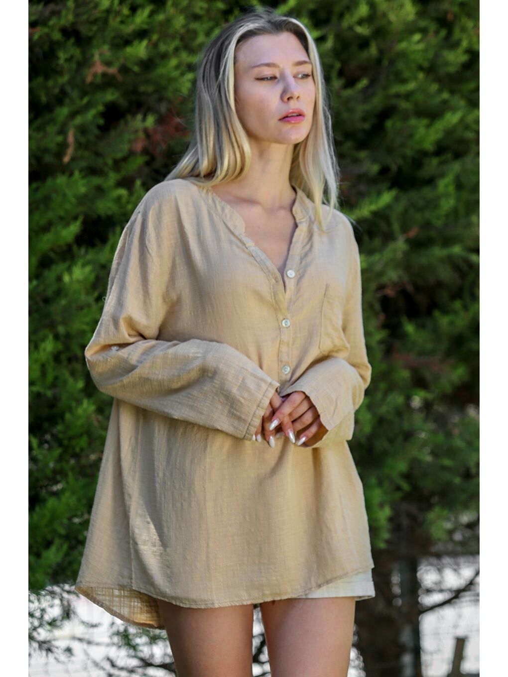 Koyu Bej Hakim Yaka Düğmeli Uzun Kollu Düğmeli Cepli Yıkamalı Dokuma Casual Pamuklu Bluz-5