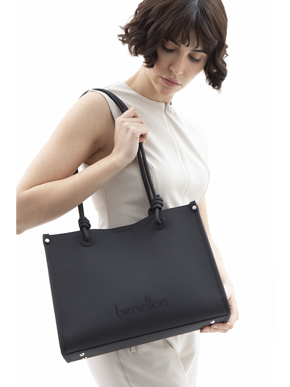 Siyah Kadin Kol Çantasi Si̇yah BNT1622