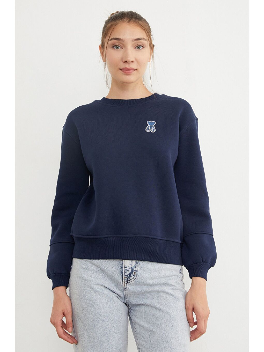 Lacivert 3 İplik Taş İşlemeli Ayıcık Nakışlı Sweatshirt-1