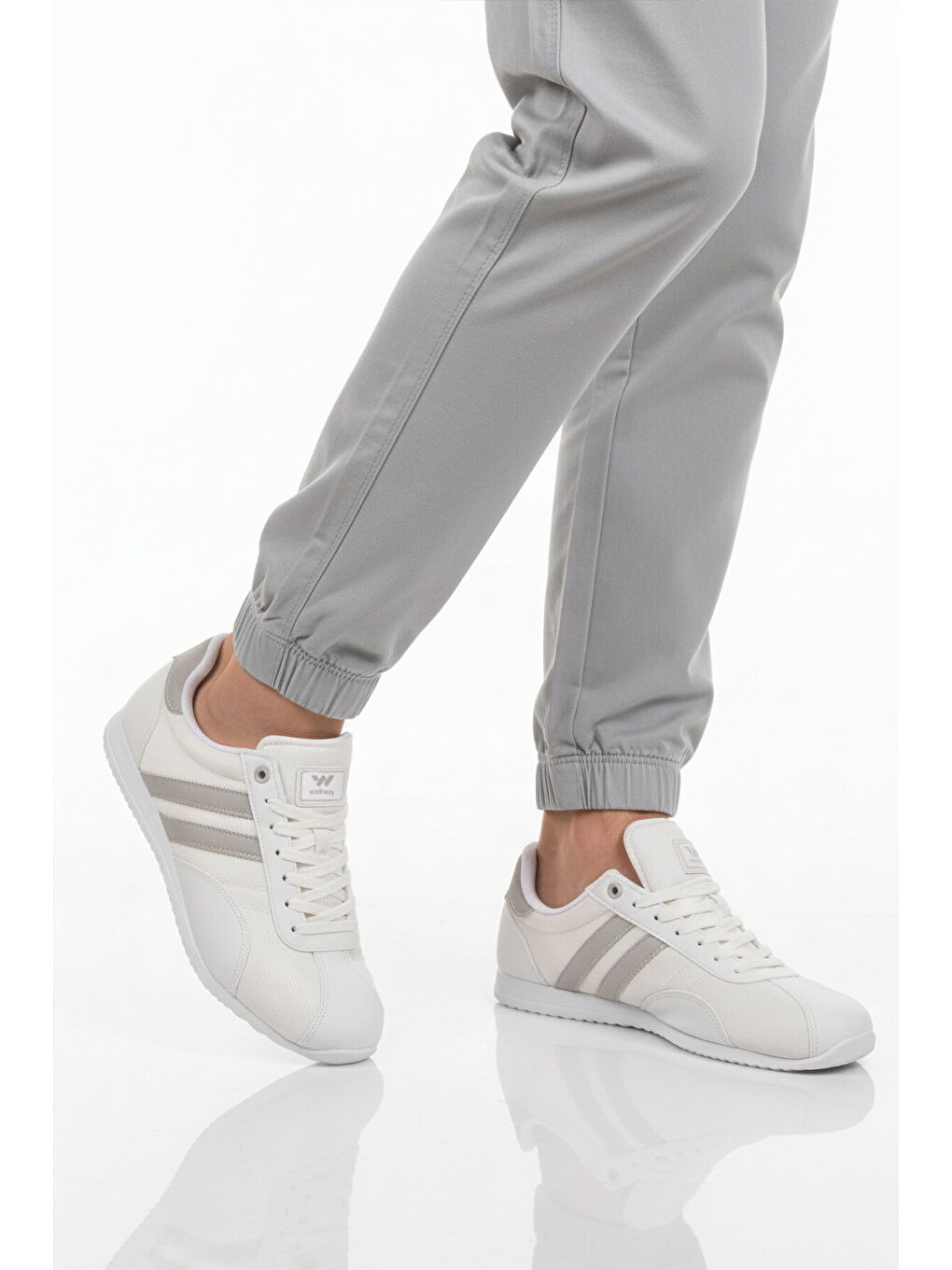 Beyaz Gümüş Bağcıklı Hafif Erkek Spor Ayakkabı 2001 Tares M