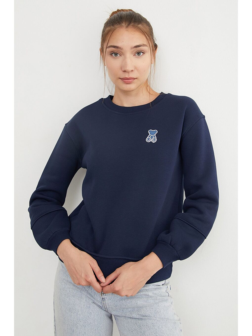 Lacivert 3 İplik Taş İşlemeli Ayıcık Nakışlı Sweatshirt-4