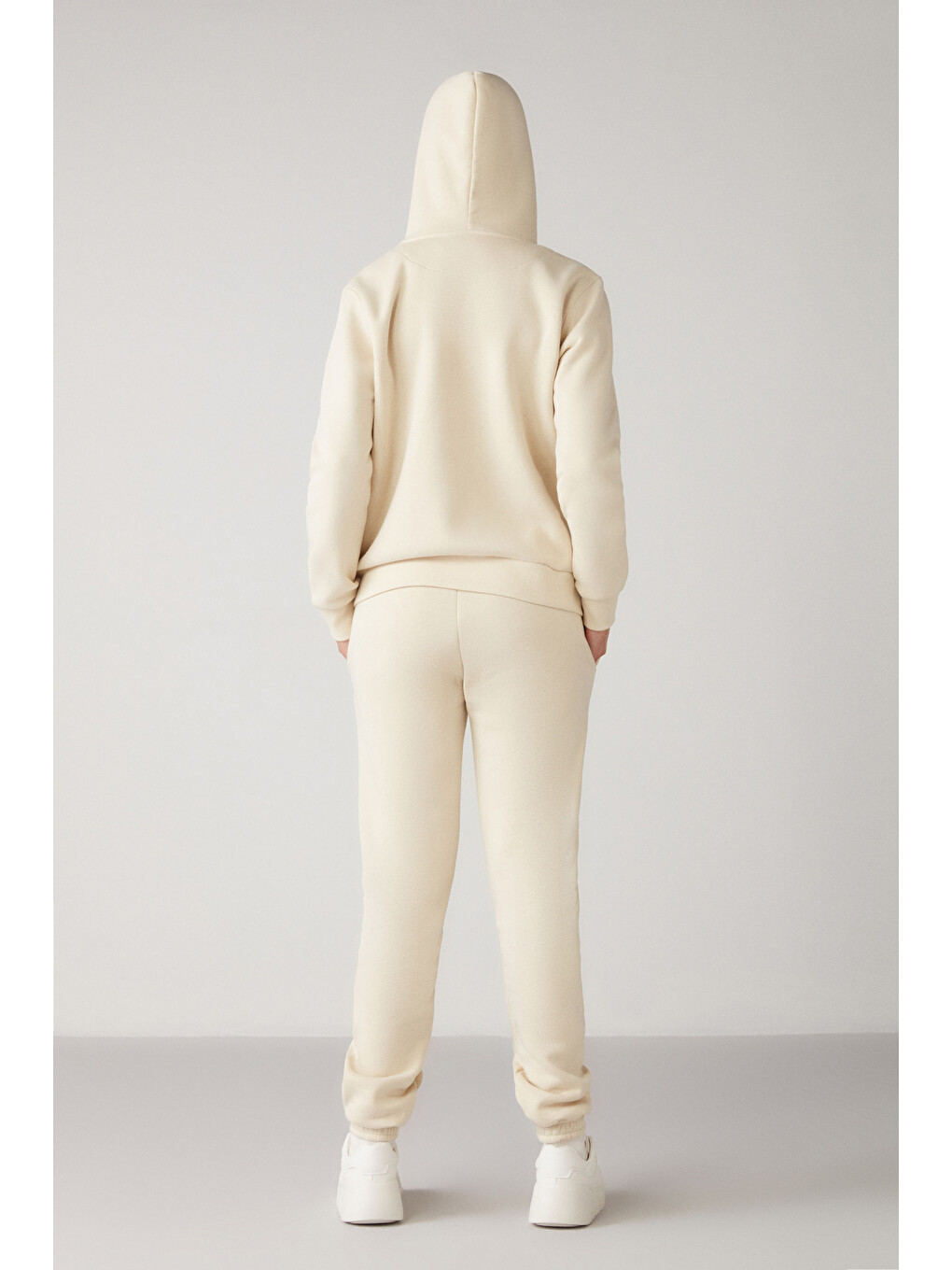 Bej Carlota Kadın Içi Polarlı Organik Kumaşlı Metal Fermuarlı Kapüşonlu Yumuşacık Vanilya Sweatshirt-4