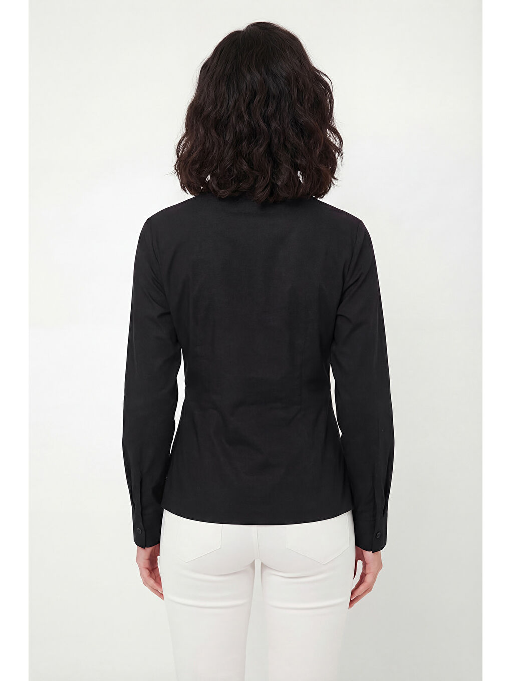 Siyah % 100 Pamuk Slim Fit Toka Detaylı Uzun Kollu Kadın Gömlek 6778317-5