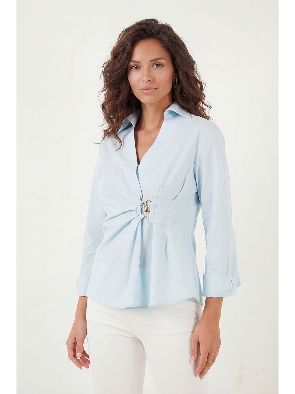 Mavi % 100 Pamuk Slim Fit Toka Detaylı Uzun Kollu Kadın Gömlek 6778317-4