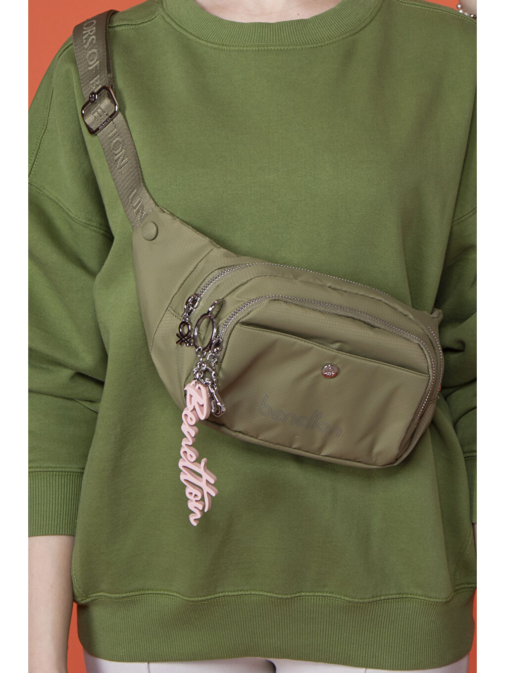 Yeşil Kadin Bel Çantasi Yeşi̇l BNT1456-2