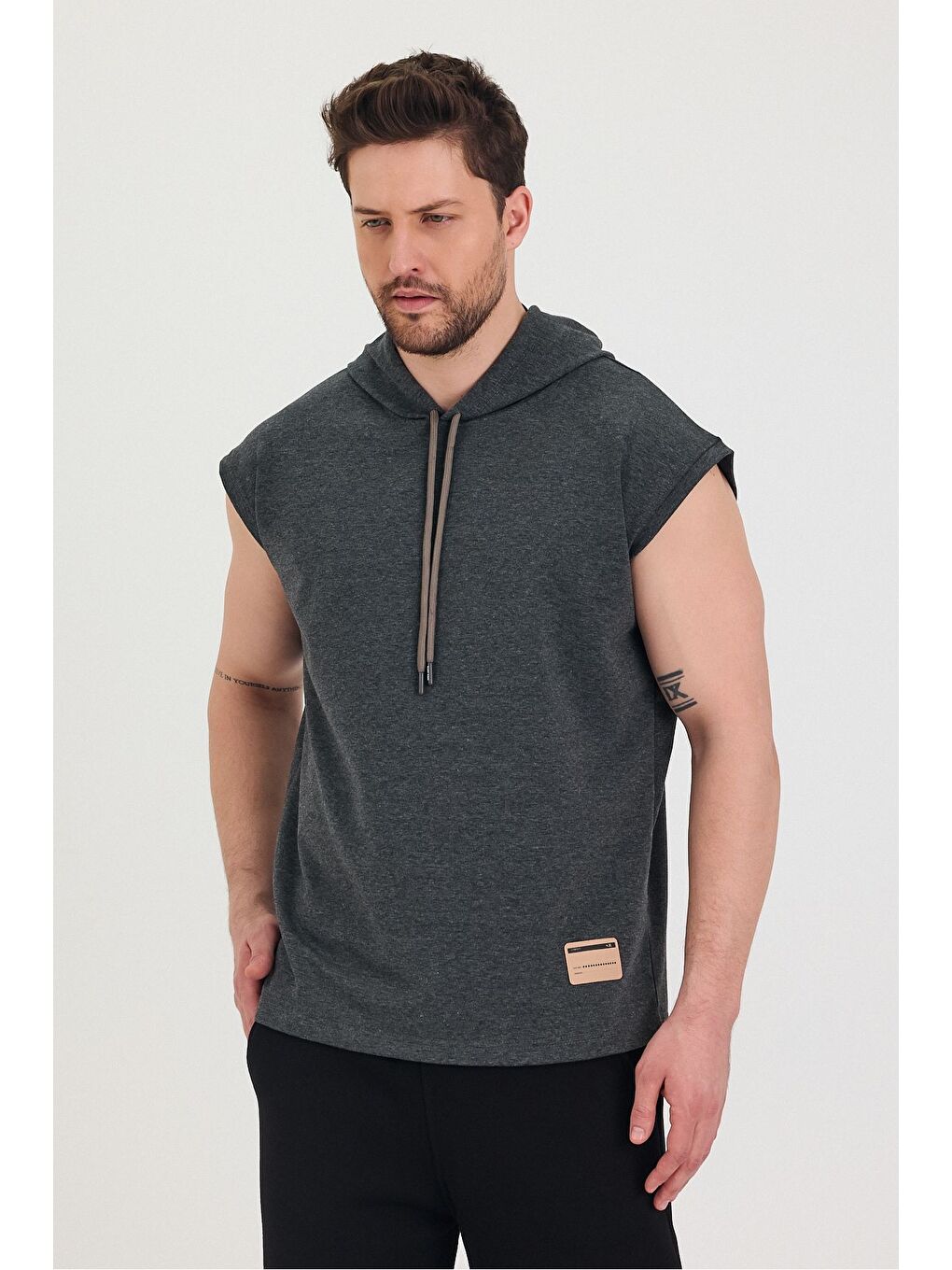 Gri Kapüşonlu Sıfır Kol Oversize Salaş Unisex Tişört