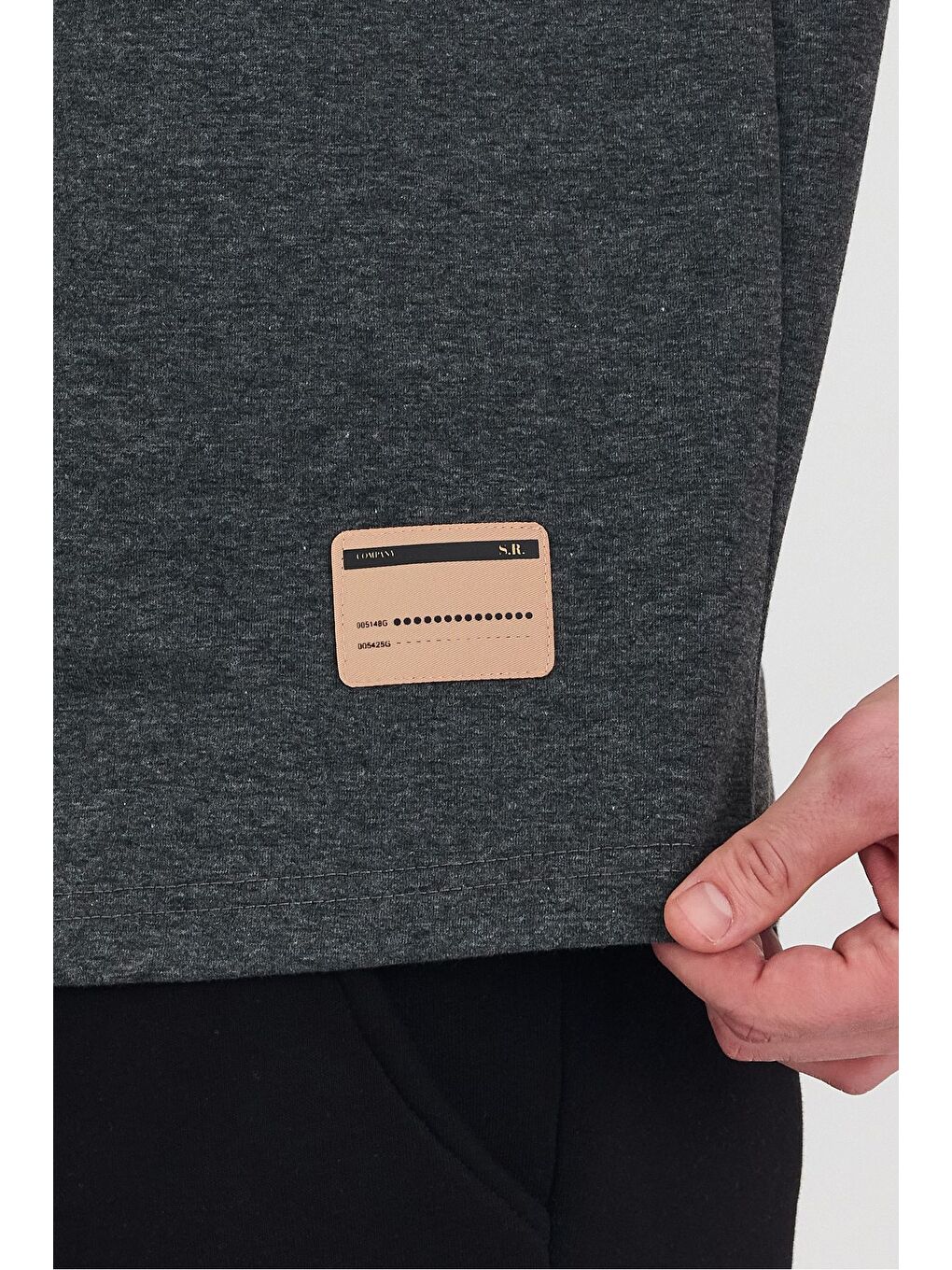 Gri Kapüşonlu Sıfır Kol Oversize Salaş Unisex Tişört-4