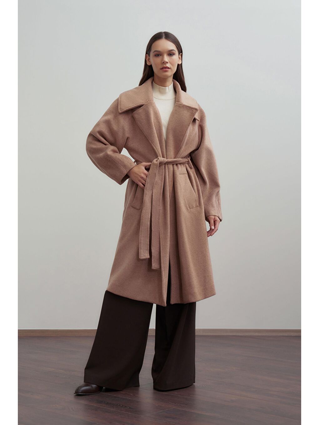 Pembe Somon-Oversize Kuşaklı Kaşe Kaban