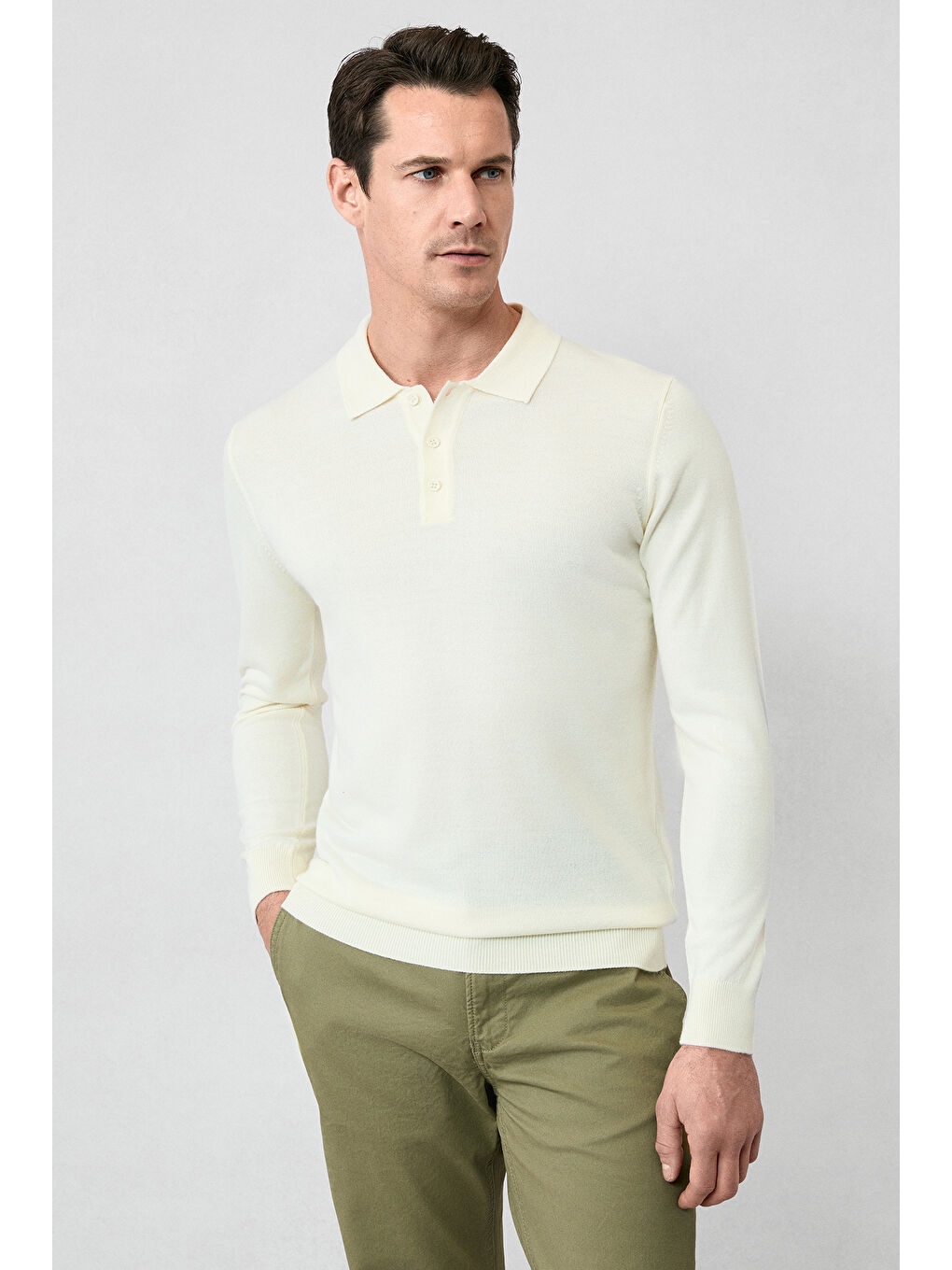 Ekru Polo Yaka Düğmeli Regular Fit Sıcak Tutan Yünlü Triko Kazak-2