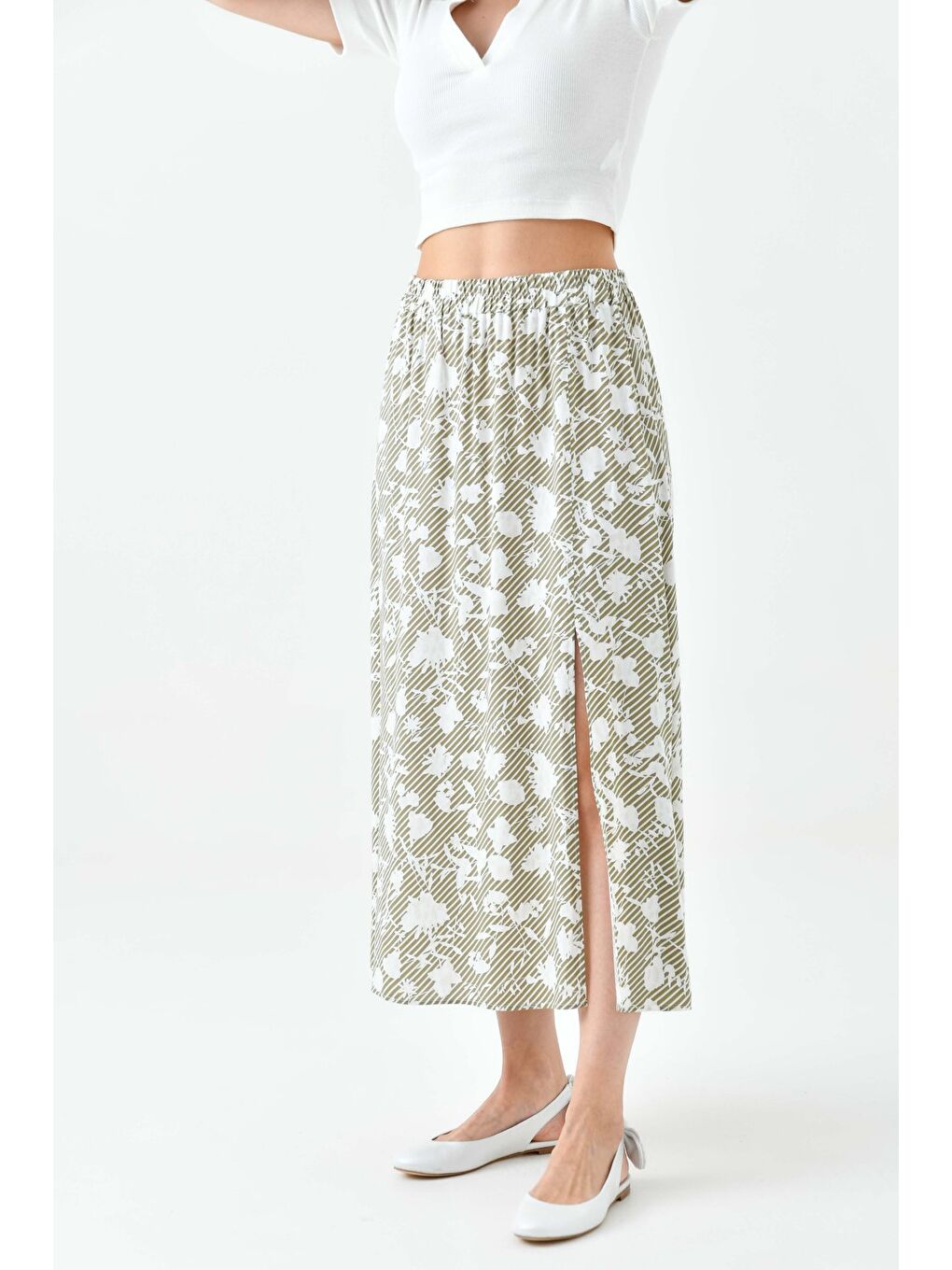 Yeşil Mint Kadın A Kesim Beli Lastikli Desenli Yırtmaçlı Midi Dokuma Etek - Viskon-1
