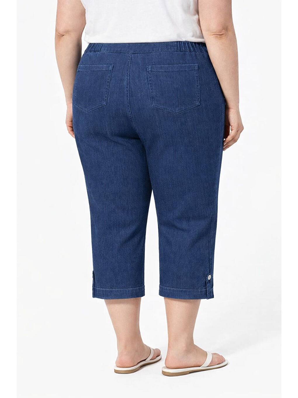 Büyük Beden Kadın Diz Altı Paçası Düğme Detay Jean Kapri 02 Lacivert-3