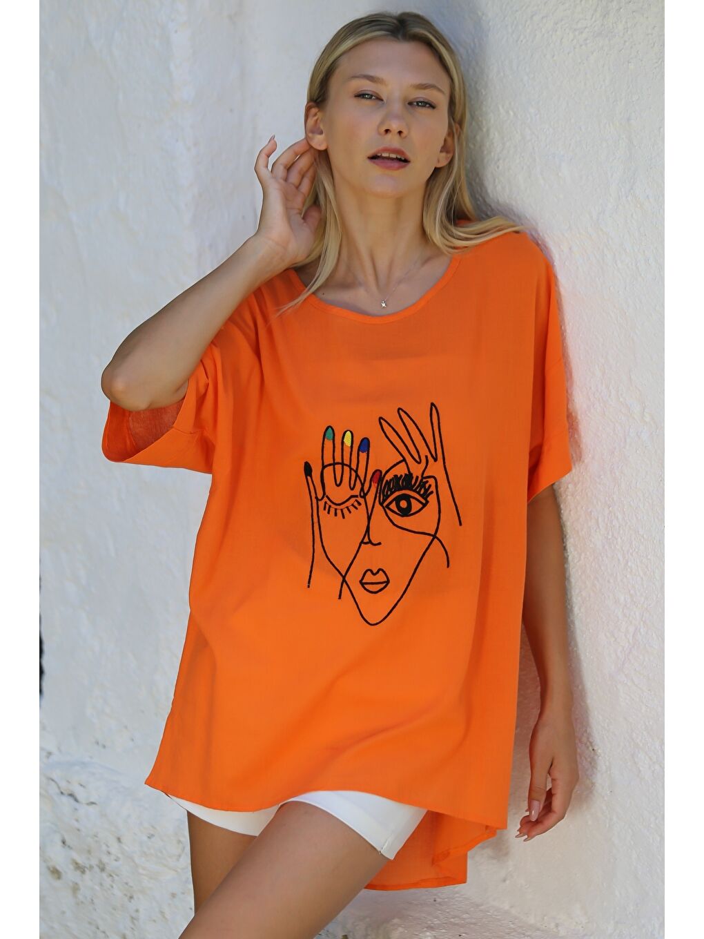 Chiccy Turuncu Havuz Yaka Kısa Kol Nakışlı Dokuma Casual Pamuklu Bluz - 3