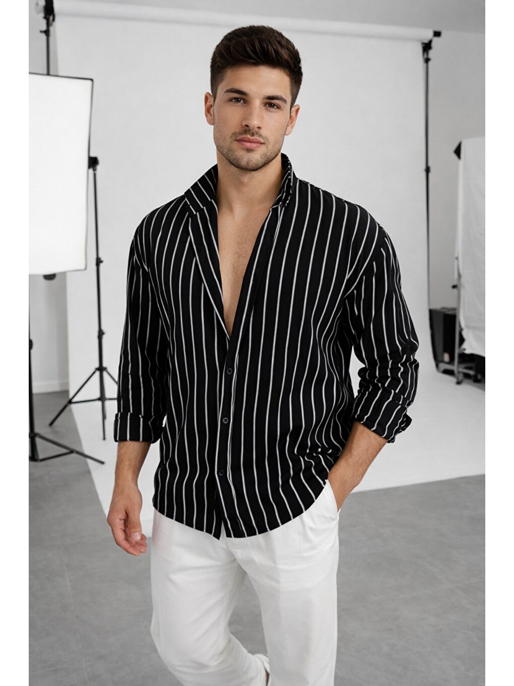 Siyah Erkek İki Çizgili Regular Relaxed Fit Uzun Kollu Gömlek