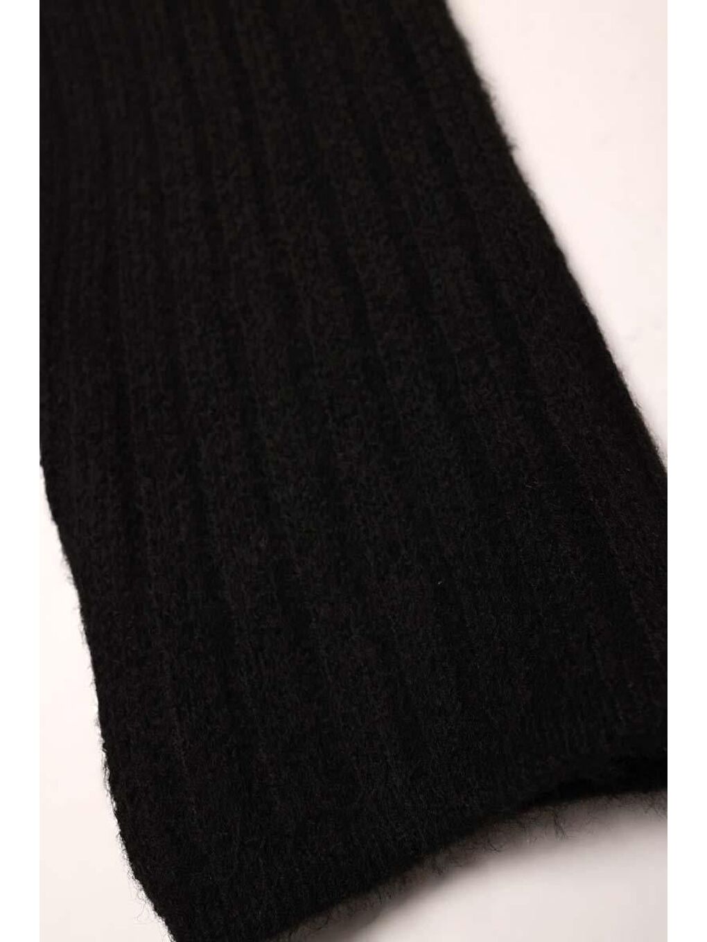 Siyah-Yarım Balıkçı Yaka Triko Tunik-6