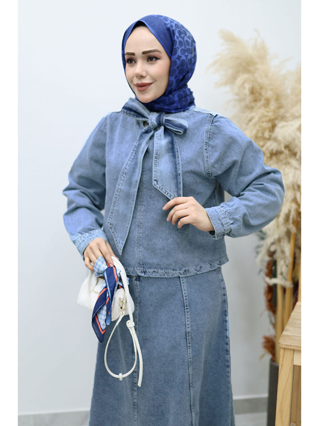 Yakası Bağlamalı Etekli Jean Takım TSD260135 Açık Mavi-1