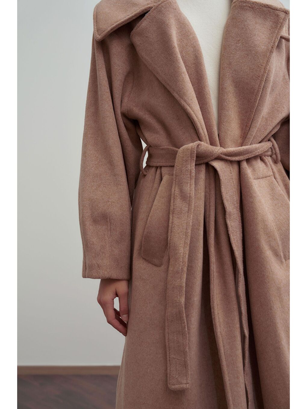 Pembe Somon-Oversize Kuşaklı Kaşe Kaban-4