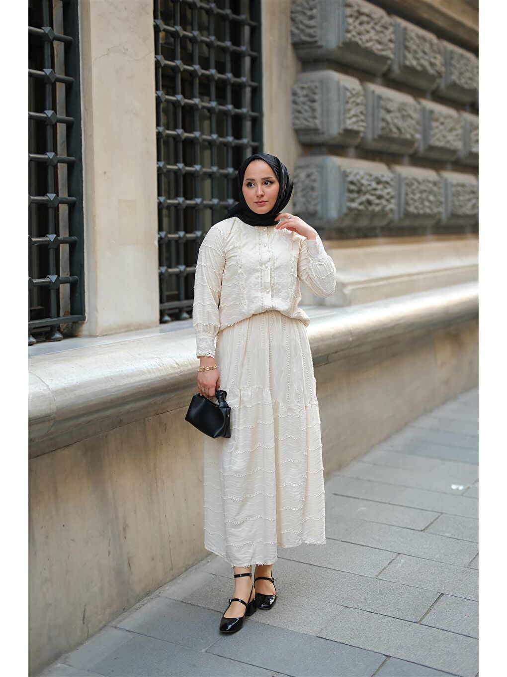 Ekru Kadın Güpür Detaylı Takım Krem-1