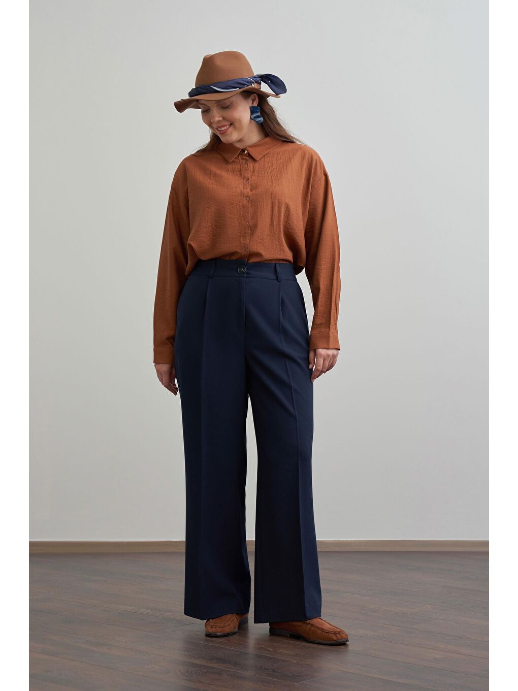 Lacivert-Önü Pileli Polyviscon Pantolon-1