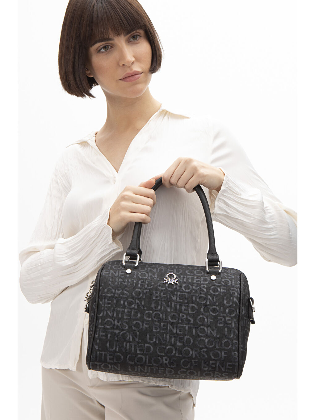 Siyah Kadin Kol Çantasi Si̇yah BNT1533-1