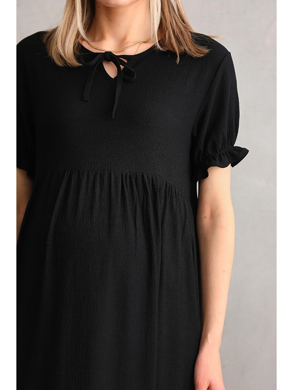 Siyah Yaka Kurdele Detaylı Dokuma Hamile ve Lohusa Elbisesi-5