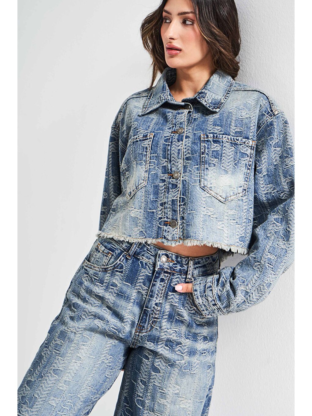 Mavi Kadın Jean Rengi 4w5-32 Crop Straight Fit Özel Kumaş Tasarım Denim Ceket