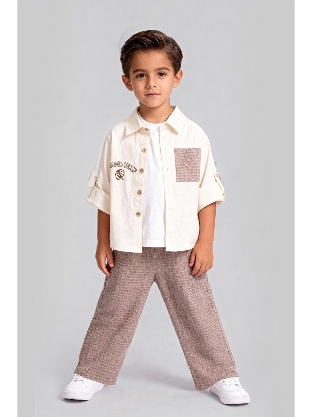 Karışık Erkek Çocuk Pamuklu Bej Cepli Gömlekli Takım – Kısa Kollu Gömlek, T-Shirt Ve Pantolon-1