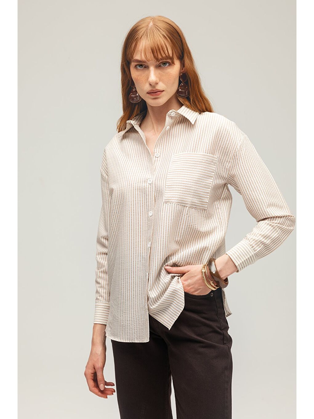 Bej Kadın Çizgili Dokulu Regular Basic Gömlek - Tek Cepli