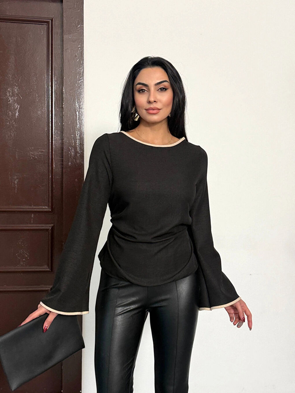 Kadın Siyah İp Bağlamalı Biye Detaylı Uzun Kollu Keten Bluz HZL25W-FRY123691-2