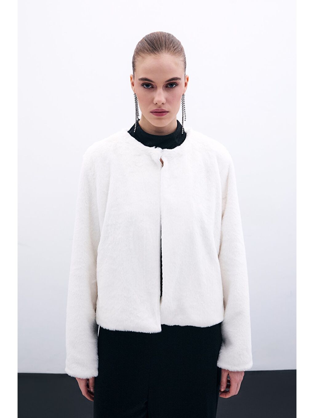 Yakasız Pelüş Ceket - Ekru-4