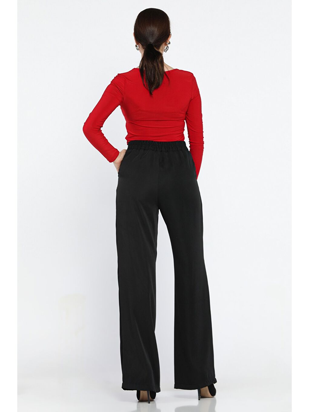 Siyah Kadın Yüksek Bel Pileli Kuşaklı Palazzo Pantolon-3