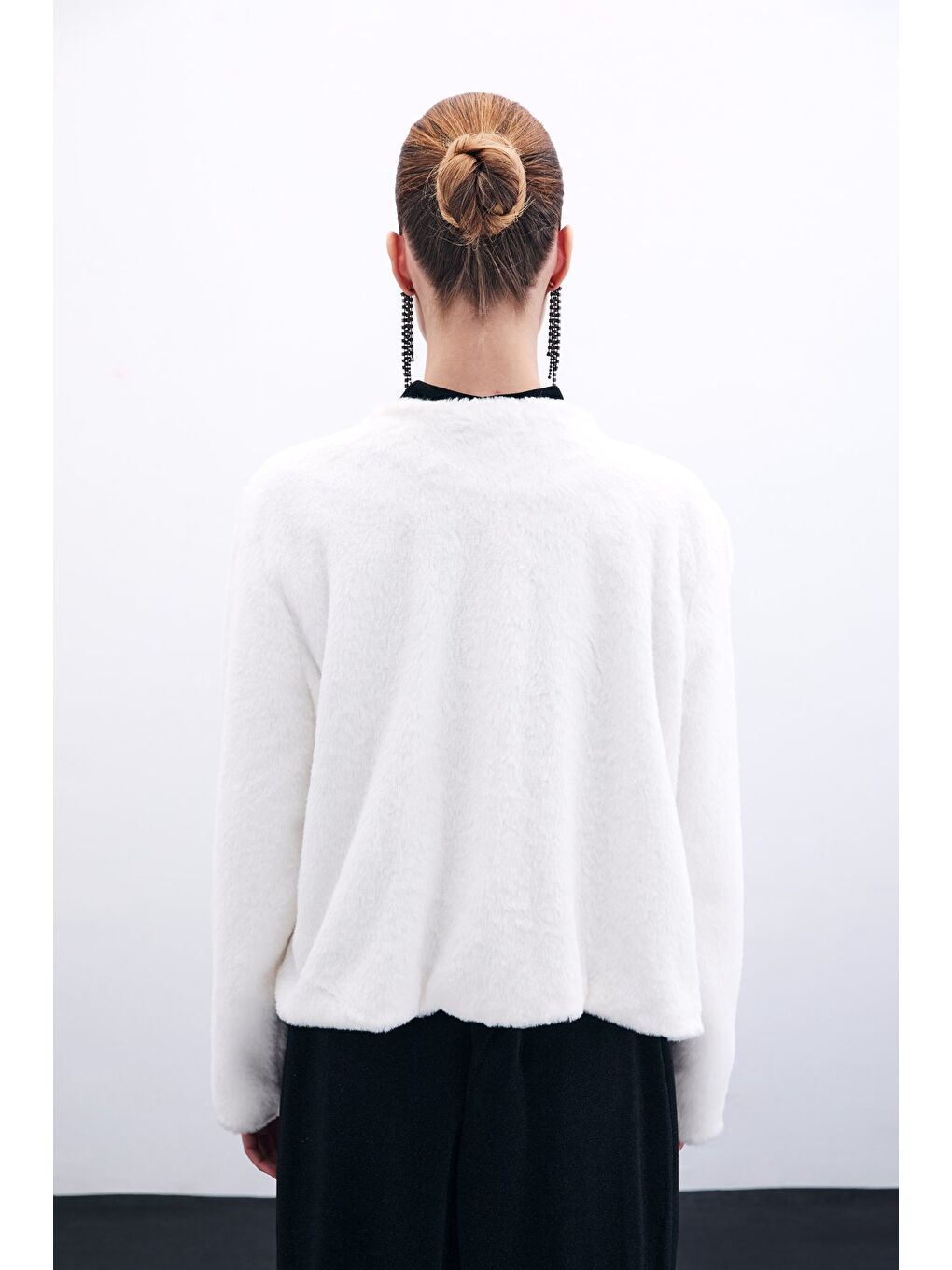 Yakasız Pelüş Ceket - Ekru-5