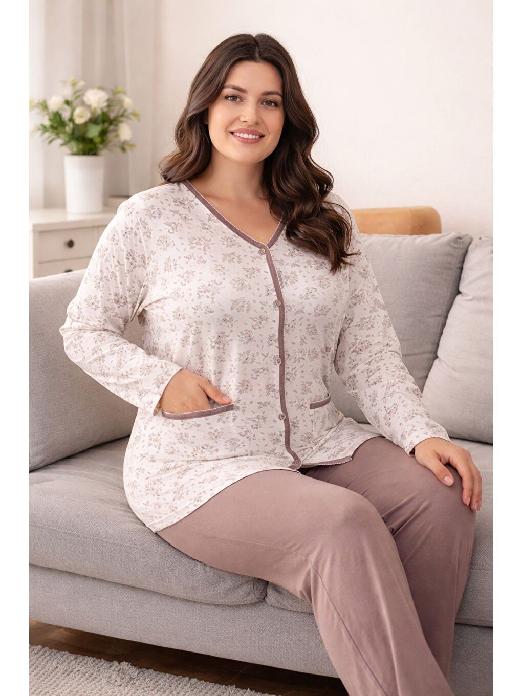 Büyük Beden Önü Düğmeli Kadın Uzun Kol Kroşetalı Pamuklu Pijama Takımı 250691 Beyaz04-1