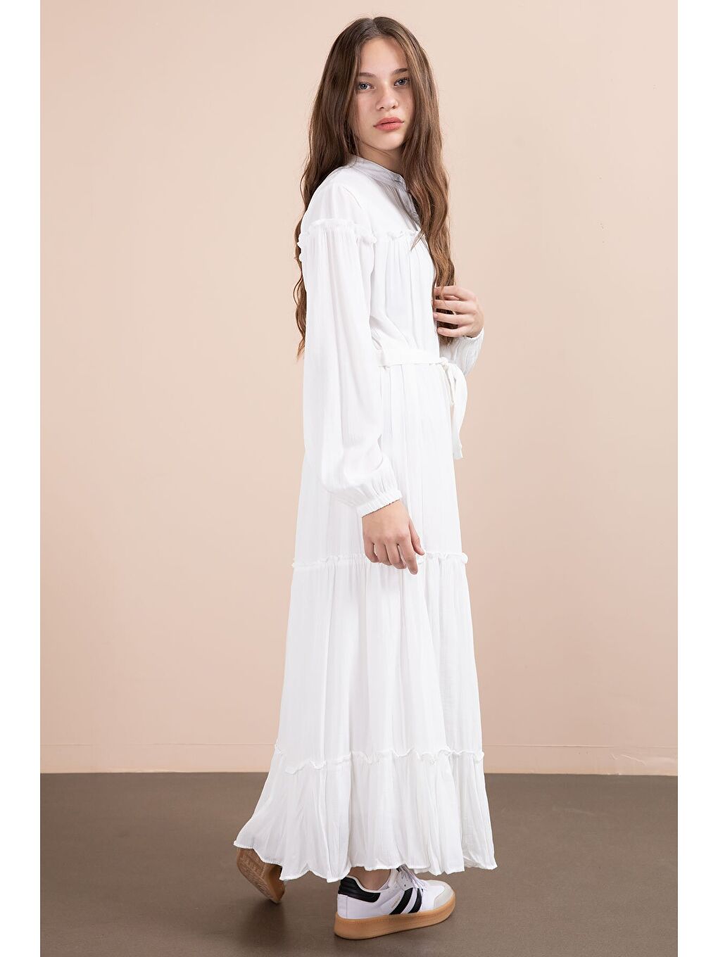 Ekru Kolları Büzgülü Kuşaklı Kız Çocuk Uzun Elbise 23401-4