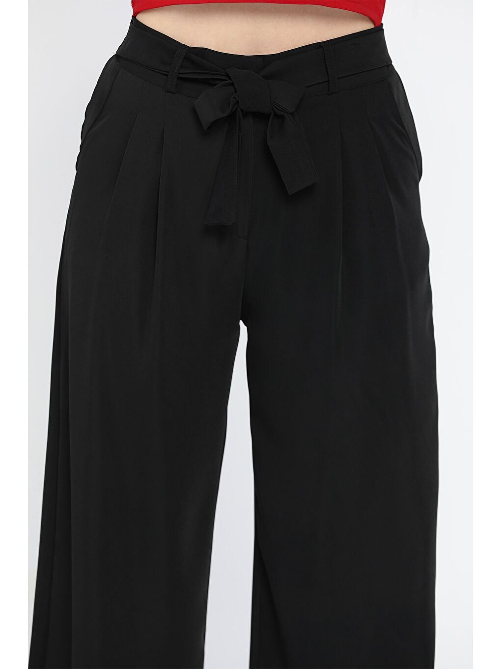 Siyah Kadın Yüksek Bel Pileli Kuşaklı Palazzo Pantolon-4