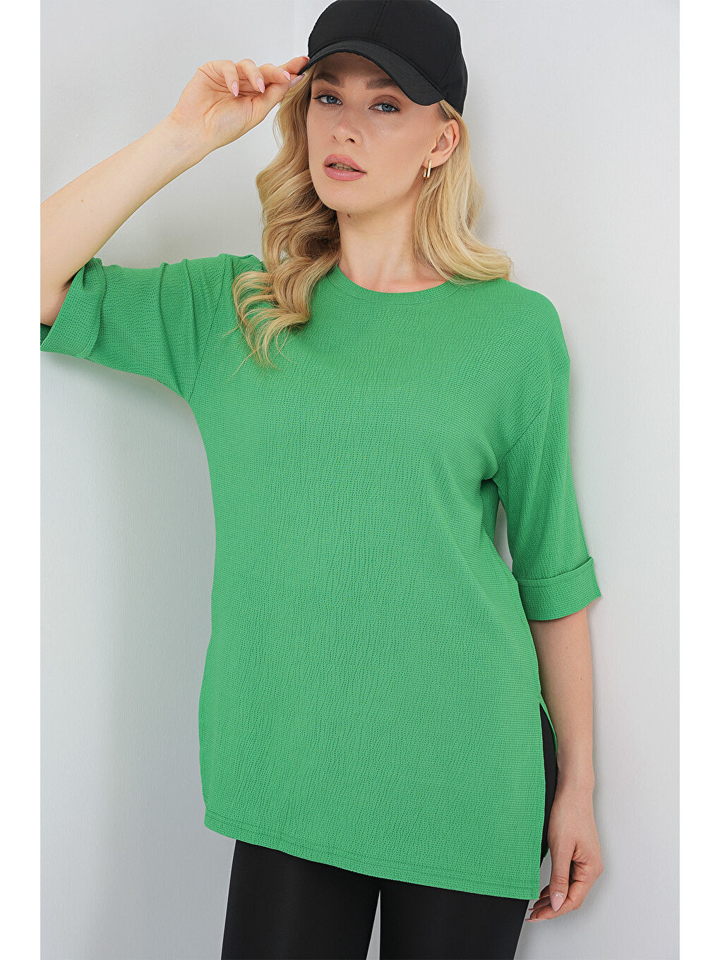 4332 Yanı Yırtmaçlı Örme Tişört - Yeşil-3