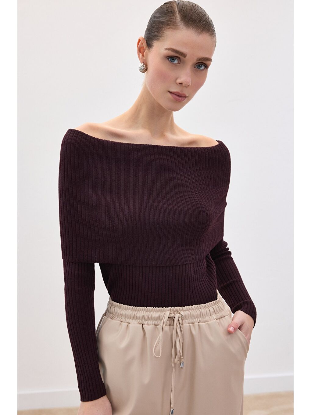 Madonna Yaka Triko - Mürdüm-1